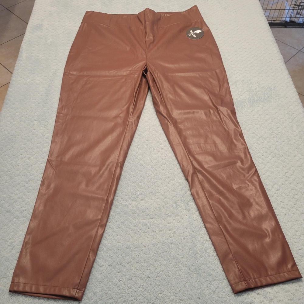 NEW JOLIE & JOY BROWN FAUX LEATHER LEGGINGS-SIZE XL-NWT - Picture 2 of 16